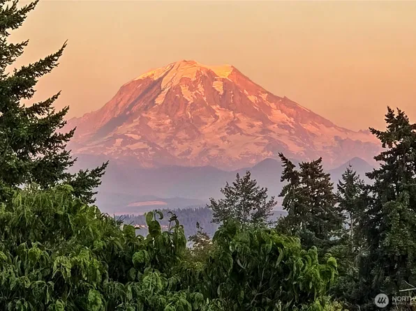 10910 48th Street Ct E, Edgewood, WA 98372