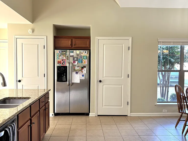 6399 William Hill Dr — Photo 14