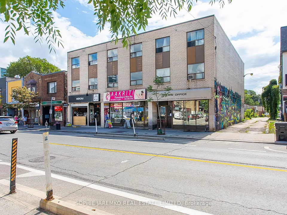 1071A Bloor St W #3