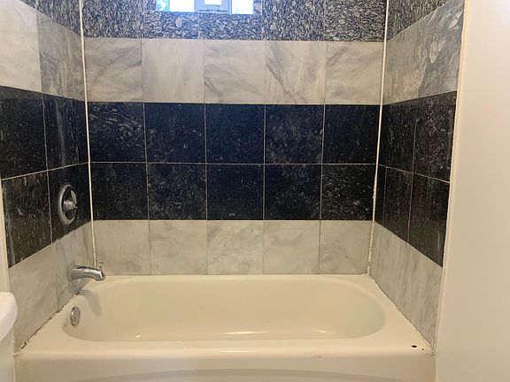 3rd image of 2230 S Kedzie Ave #2RB