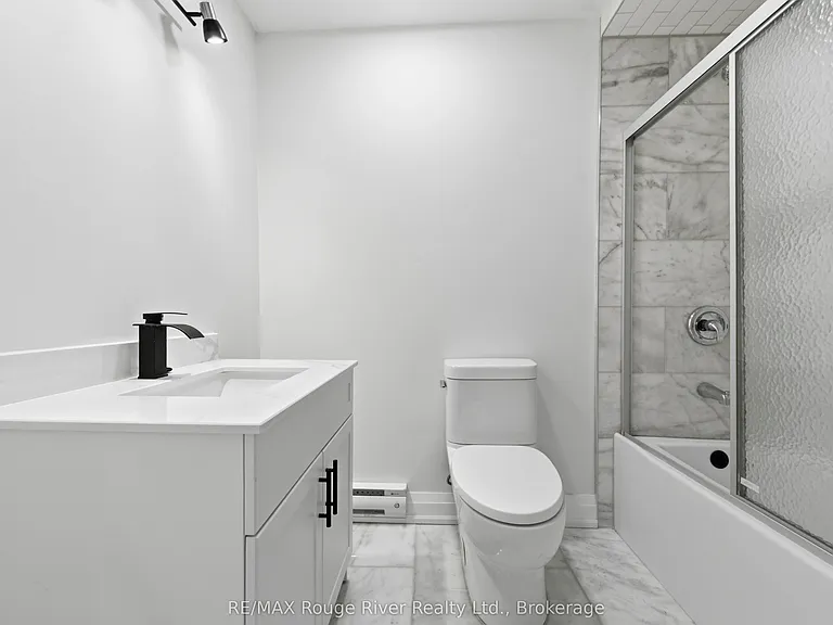 144 Macdonald Ave #B — Photo 12