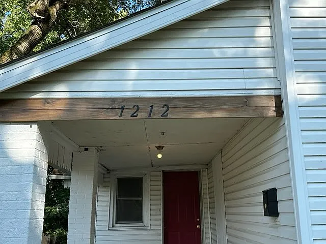 1212 S Brotherton St — Photo 12