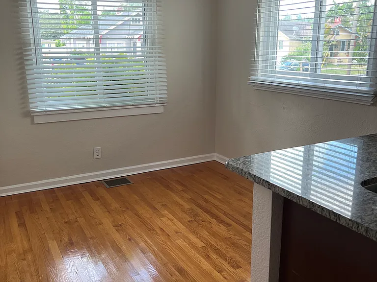 2321 3rd Ave N #1 — Photo 10
