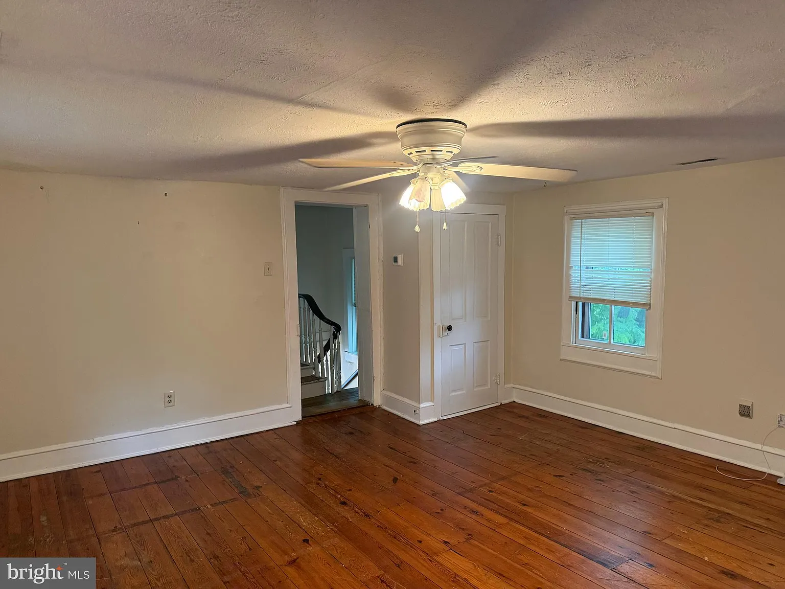 1 bed, 2124 sqft, $1,800 — Photo 4