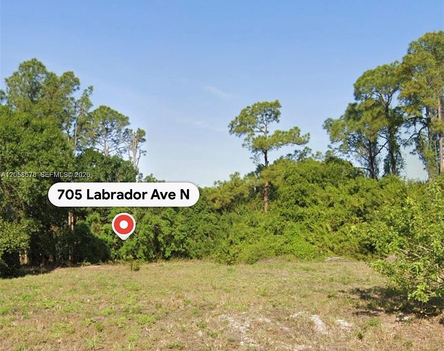 1st image of 705 Labrador Ave N