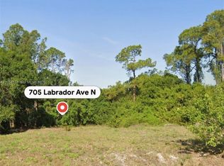 Rs, Lehigh Acres, FL 33971