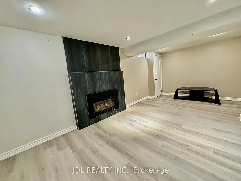 18 Findhorn Cres — Photo 21