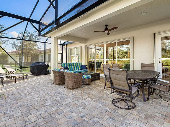 4th image of 9296 Isles Cay Dr