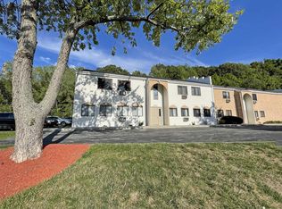 33 Scarborough Ln, Wappingers falls, NY 12590