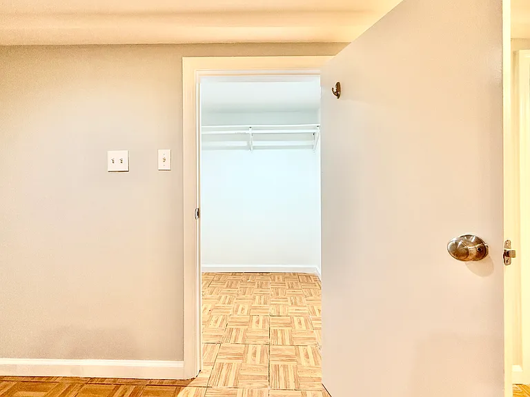 52 Manor St #1 — Photo 43