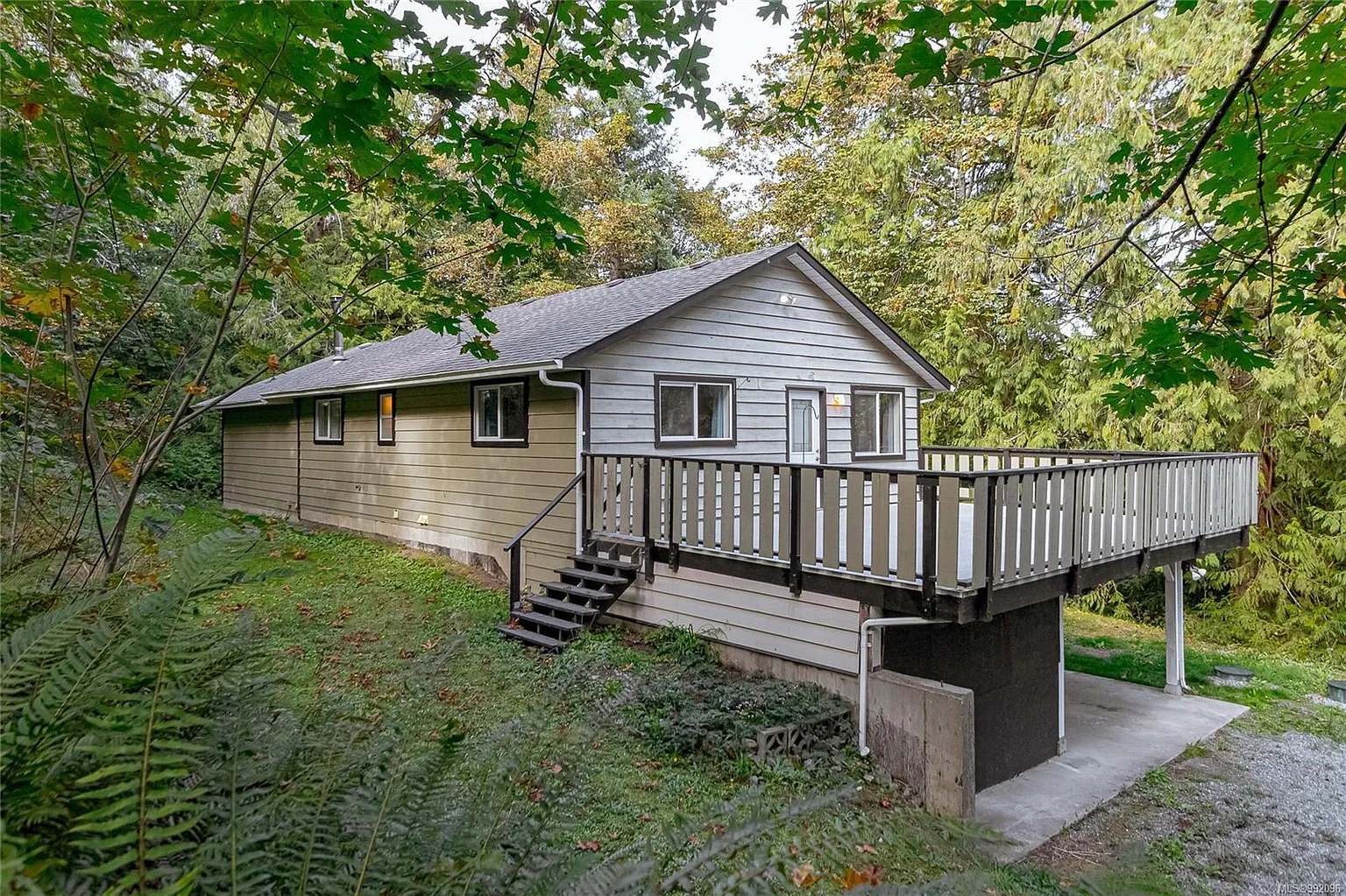 1576 Shawnigan Lake Rd W photo 1
