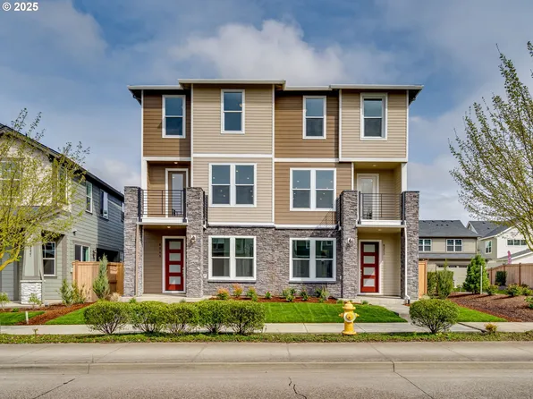 8245 SE Blanton St, Hillsboro, OR 97123