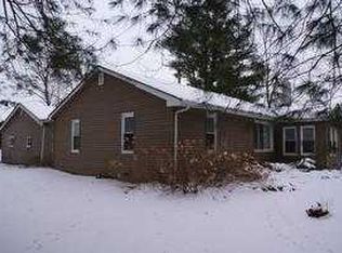 236 W Sawdust Corners Rd, Lapeer, MI 48446