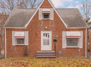 18509 Raymond St, Maple Heights, OH 44137