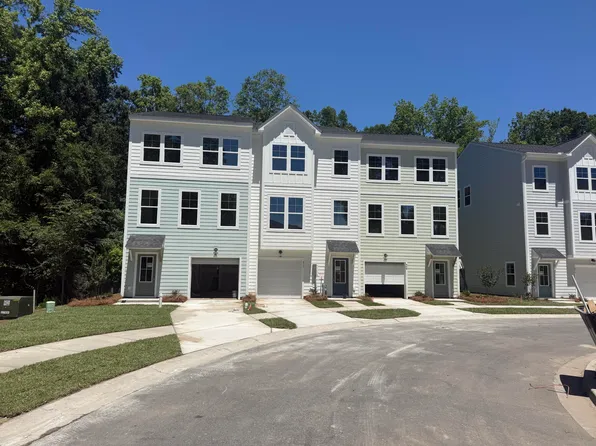 479 Caledon Ct, Johns Island, SC 29455