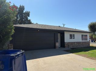 1201 N Redington Street, Hanford, CA 93230