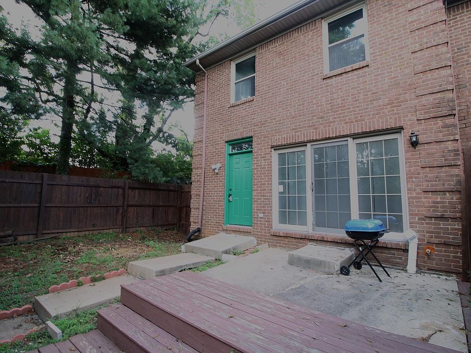 1st image of 309 Bainbridge Dr APT H
