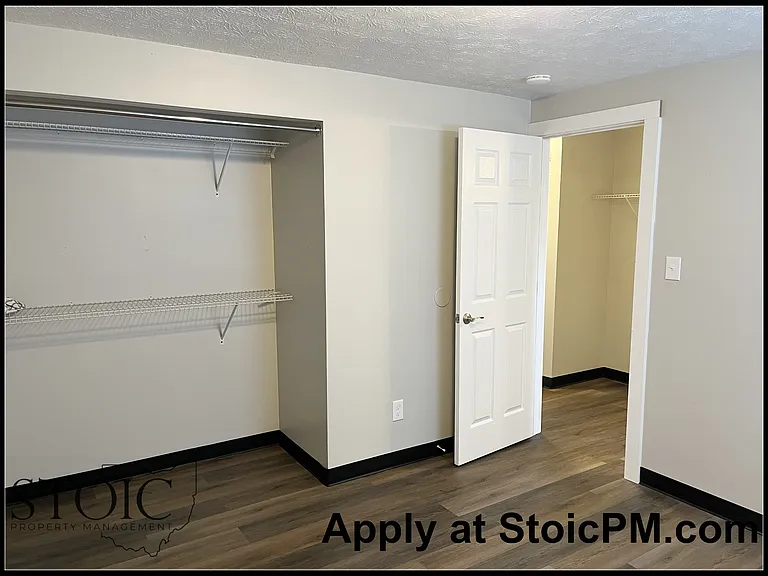 932 Ruma Rd — Photo 2