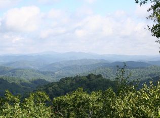 518 Indian Paint Brush Dr #RO-2, Banner Elk, NC 28604