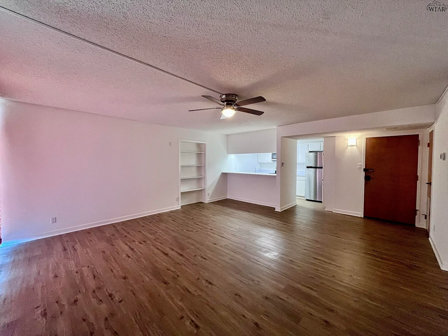 1 bed, 1.0 bath, 813 sqft, $1,295 — Photo 4