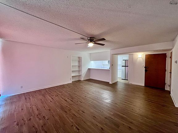 4th image of 2100 Santa Fe St