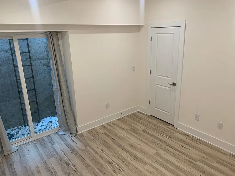 1704 N Marshall St #1 — Photo 25