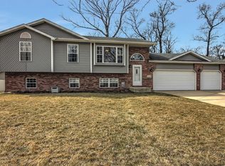 2310 Deerview Dr, Portage, IN 46368