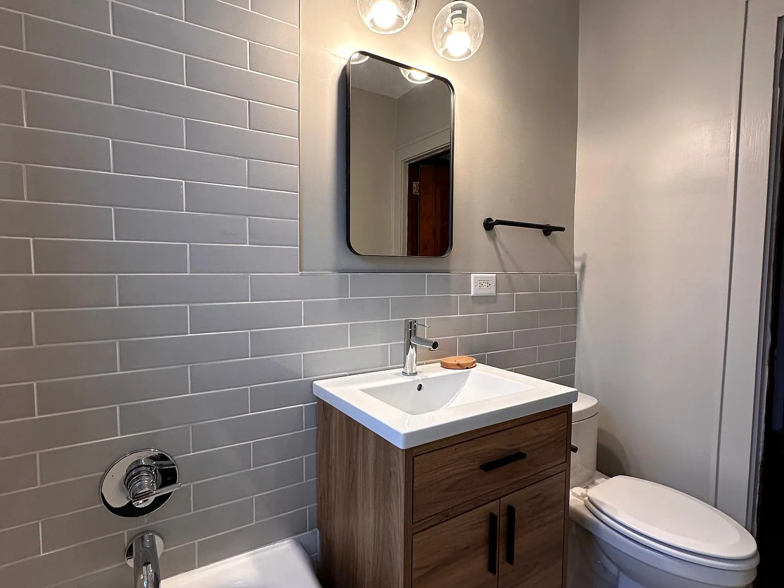 2 bed, 1172 sqft, $1,500 — Photo 3