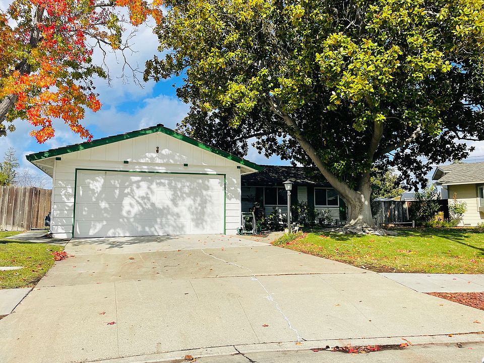 1st image of 10520 Baywood Ct