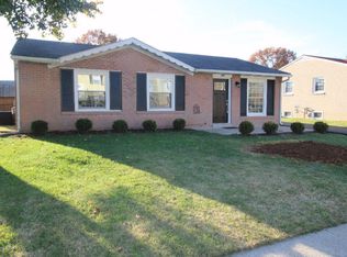 1802 Flagstaff Ct, Louisville, KY