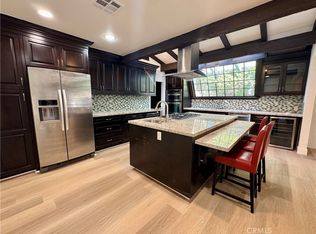 19024 Miranda St, Tarzana, CA 91356
