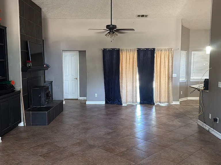 12455 Mesquite St — Photo 5