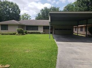 3741 Boyd Ave, Groves, TX 77619