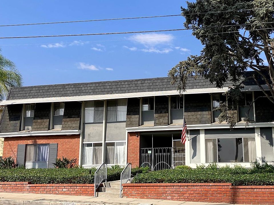 1st image of 111 Suffolk Ave APT A