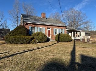 46 Maple St, Northfield, MA 01360