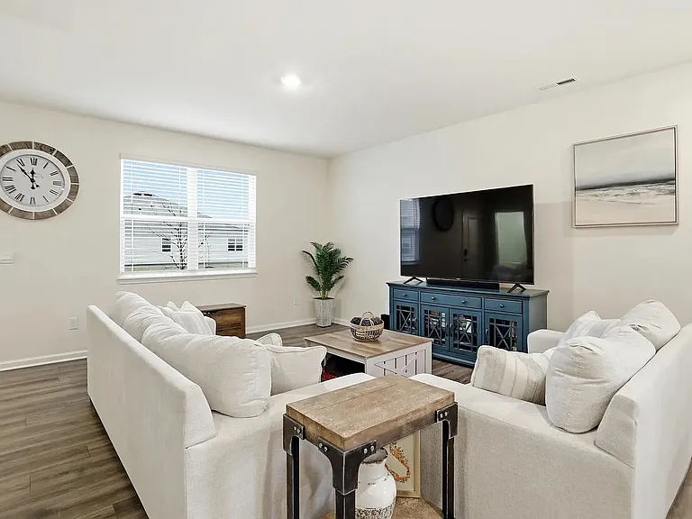 2689 Maricopa Blvd — Photo 42