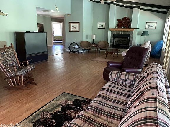 5th image of 111 Cypress Shoals Dr