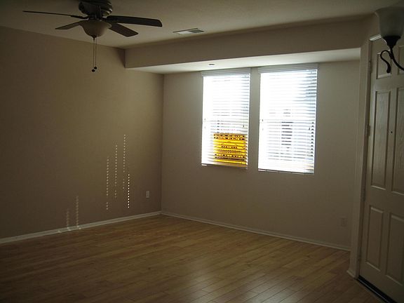 3rd image of 26287 Iris Ave Unit D