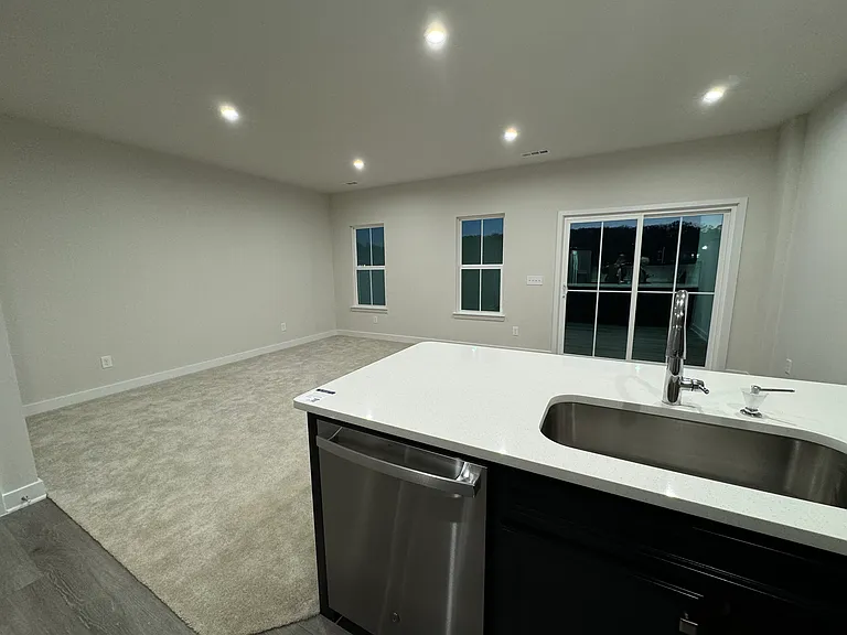 1827 Goldsberry Dr #1827 — Photo 15