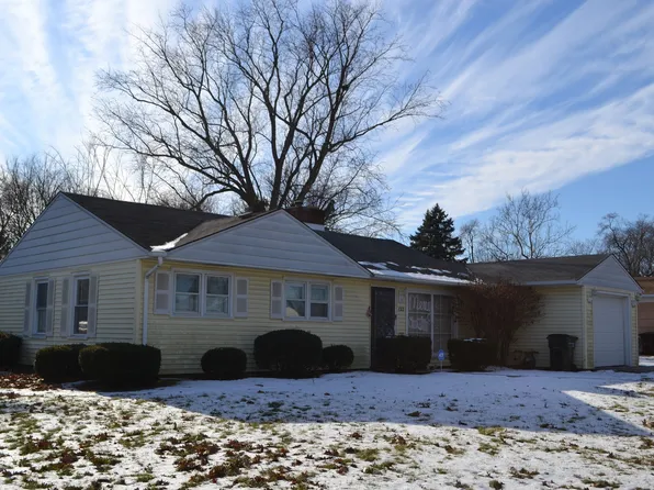 133 Marquette St, Park Forest, IL 60466