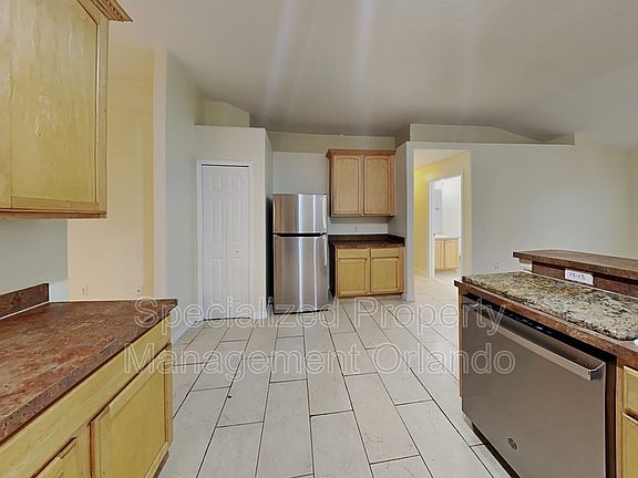 2nd image of 2751 Augustine Ct