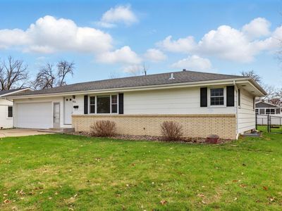 621 Monroe St S, Shakopee, MN, 55379