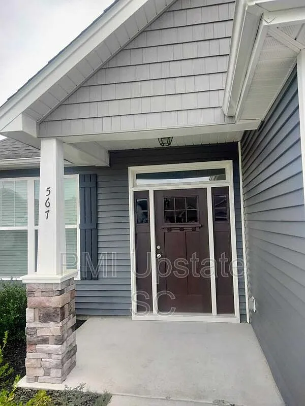 3 bed, 2.0 bath, 1555 sqft, $1,850 — Photo 3