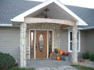 15870 Harper Rd, Chanute, KS 66720