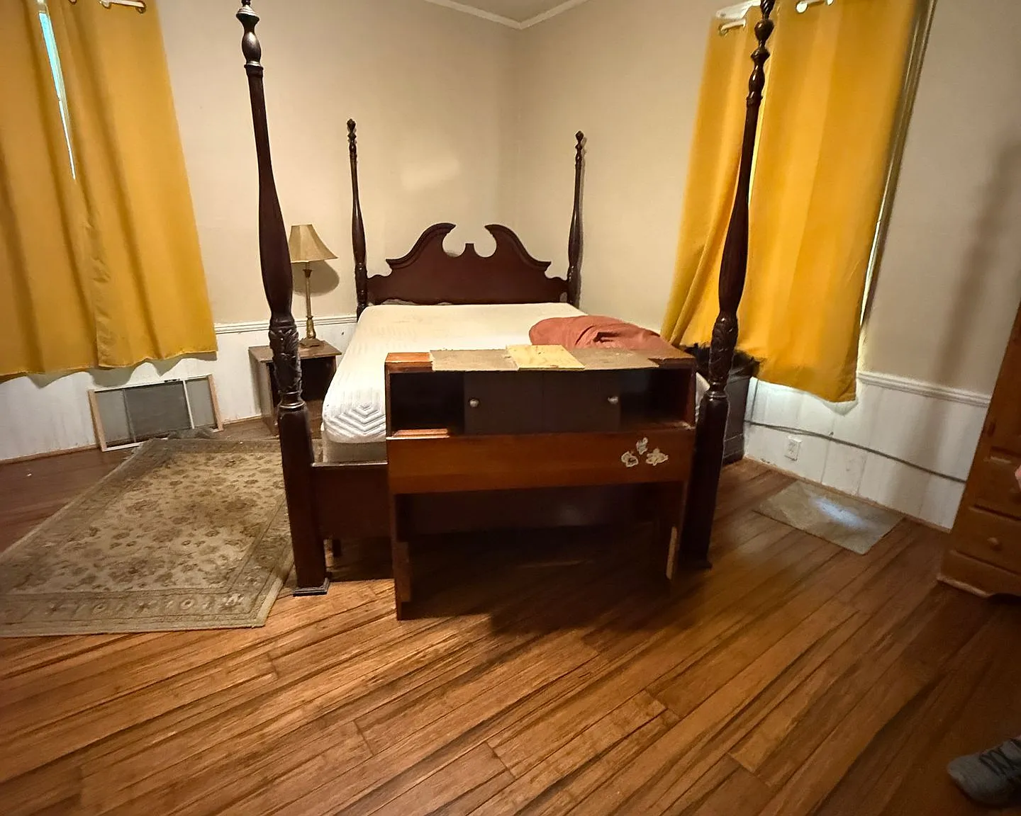 2 bed, 1080 sqft, $1,100 — Photo 4