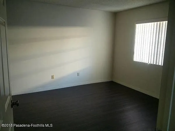 31 E California St #B — Photo 13