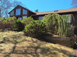 7 Clay Pit Rd, Remsenburg, NY 11960