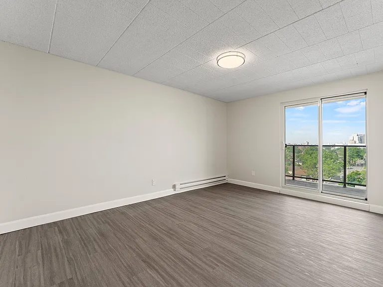 101 Langlois Ave — Photo 13