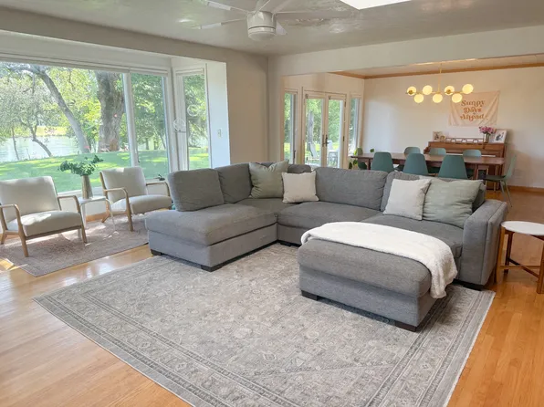 3010 Wyndham Ln, Redding, CA 96001
