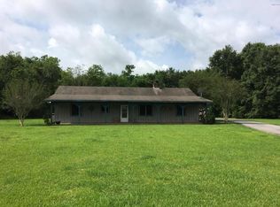 18607 Russ Rd, Abbeville, LA 70510